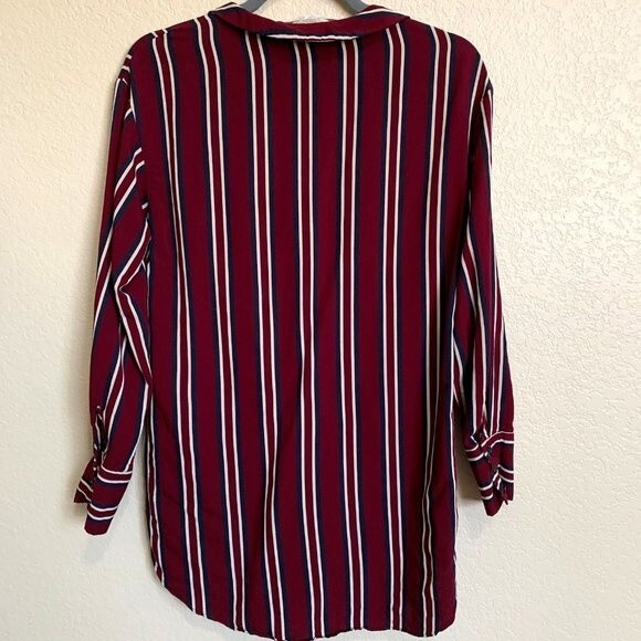 Zara Trafaluc burgundy blouse  Striped Long Sleeve Wrap Hi/Lo top size XS - Picture 6 of 10